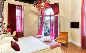 Art Hotel Like